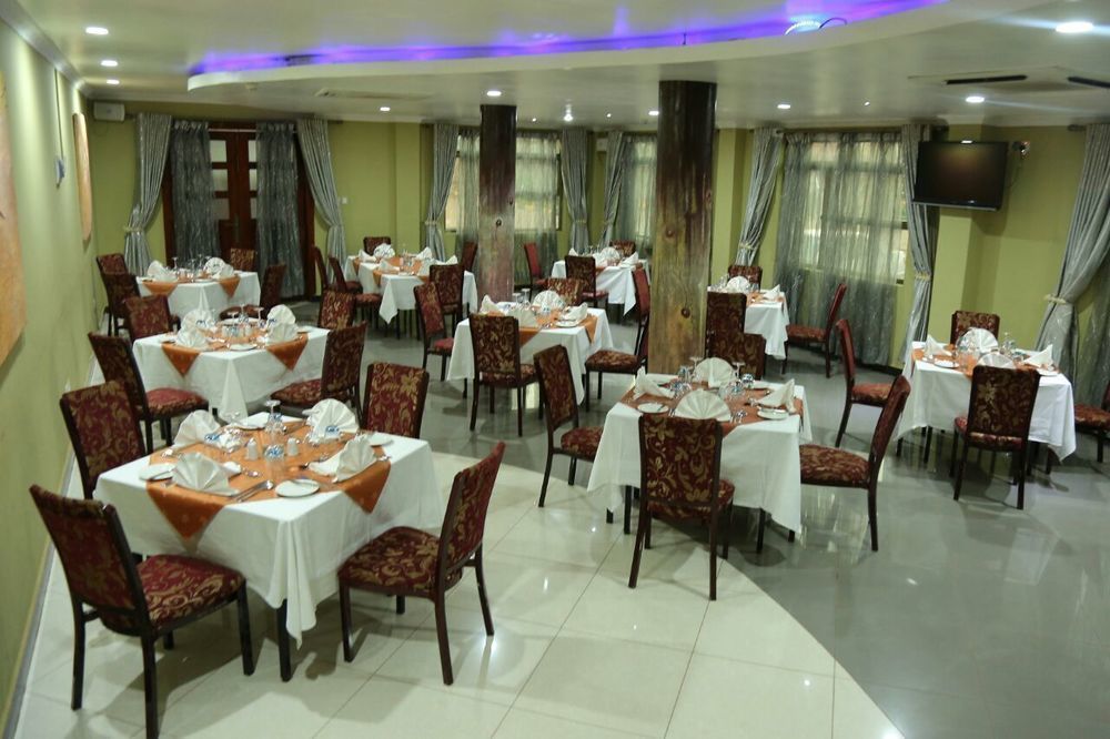 La Grande Hotel คัมพาลา ภายนอก รูปภาพ