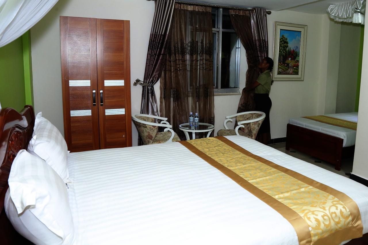La Grande Hotel คัมพาลา ภายนอก รูปภาพ